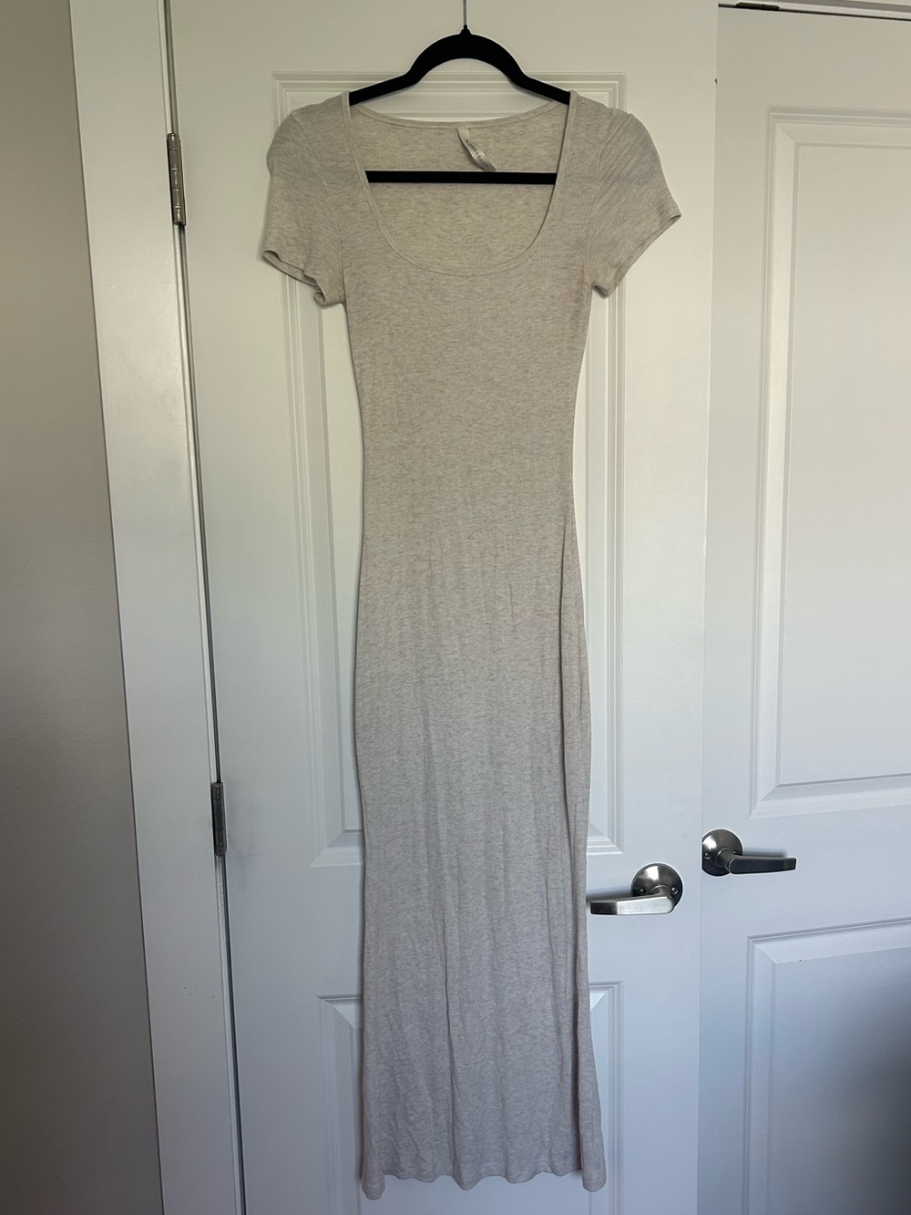 Aritzia Light Cream Scoop Neck MIDI Dress